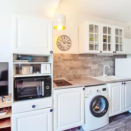 L'olympie-2 By Interhome Appartement Six-Fours-les-Plages